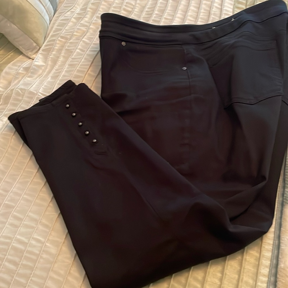 Chicos size 2 US 12 R Jean Jegging